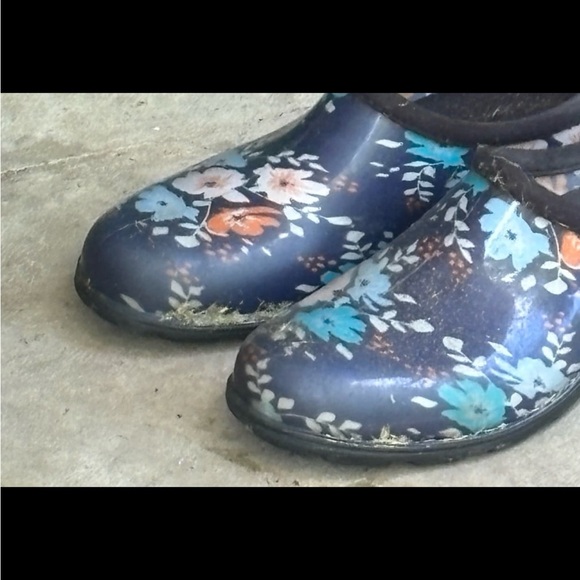 Sloggers Blue Floral Mules - Picture 1 of 3